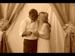 photo-booths-perth-wedding-vintage-paige-and-zac-7